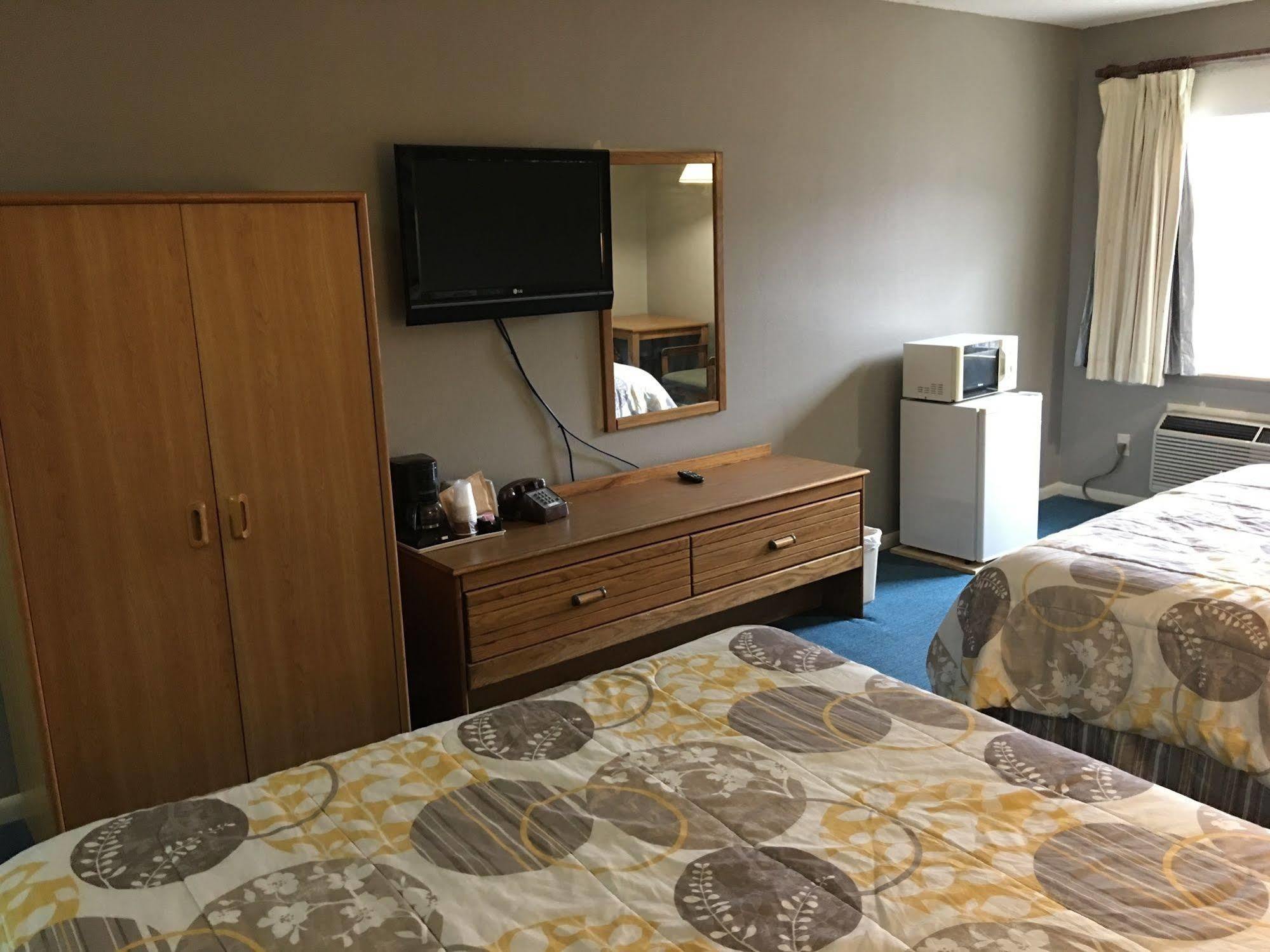 Surestay By Western Motel Higginsville