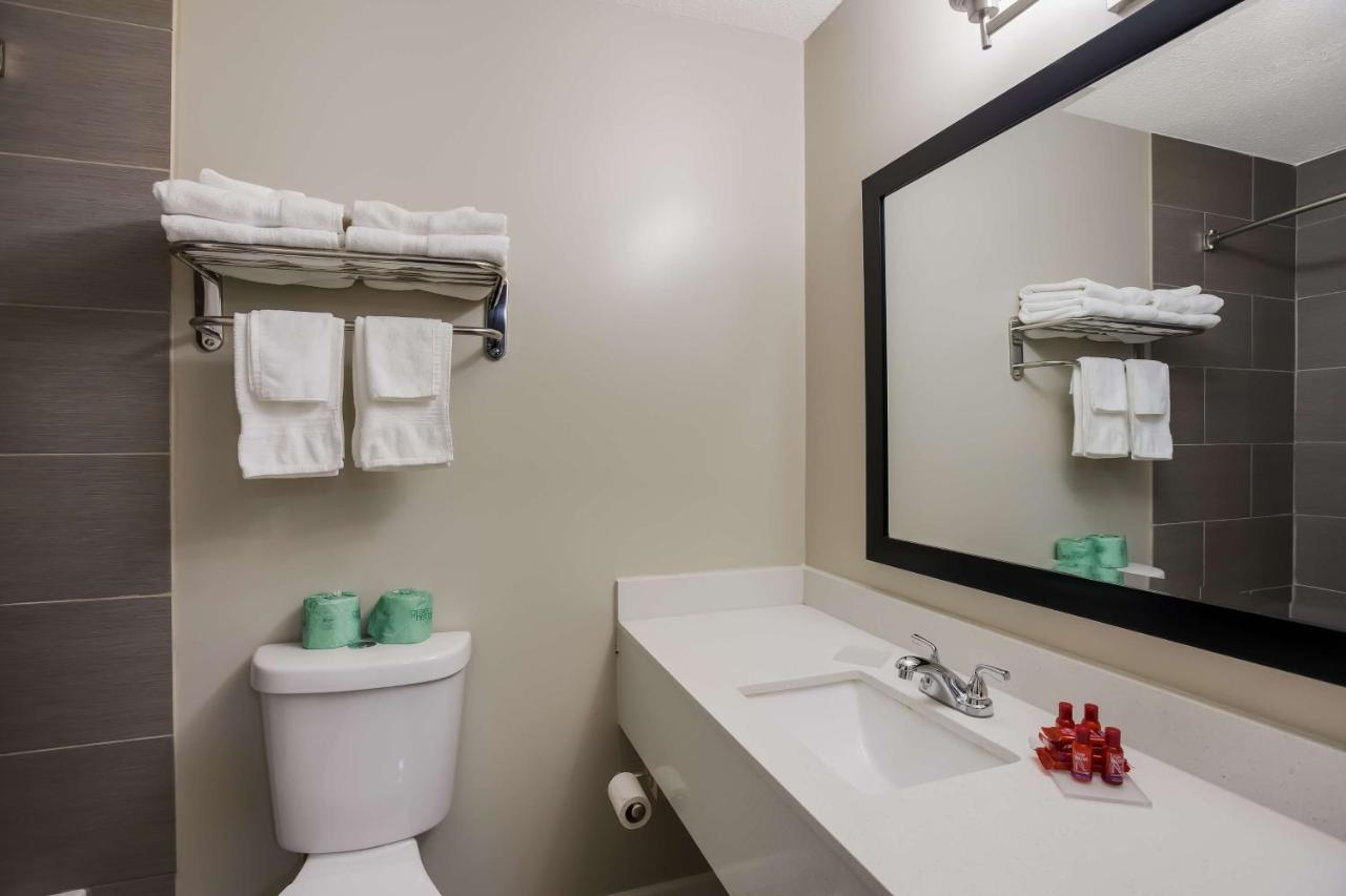 Surestay By Western Motel Higginsville